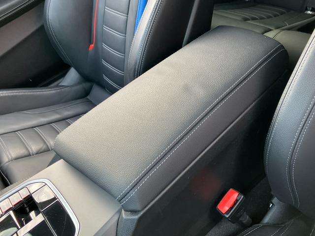 M2 ベースグレード 認定中古車 ワンオーナー MコンフォートPKG harman/kardonスピーカー ヘッドアップD 革シート 純正ナビ シートヒーター ACC ETC サンプロテクションガラス(70枚目)