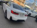 ３シリーズ ３２０ｄ　ｘＤｒｉｖｅＭスポーツエディションシャドー　認定中古車　元試乗車　ＳＨＡＤＯＷ　ＥＤＩＴＩＯＮ　Ｍスポーツ　アルミパネル　ハーフレザー　シートヒーター　電動シート　アクティブクルーズ　電動トランク　ヘッドアップＤ　１９インチＡＷ　純ナビ　ＥＴＣ（7枚目）