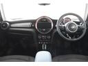 万一、修理が必要な場合は工賃まで含めて無料で対応!全国正規MINIディーラーにて対応可能ですので遠方の方も安心!(消耗品、後付け品除く)。