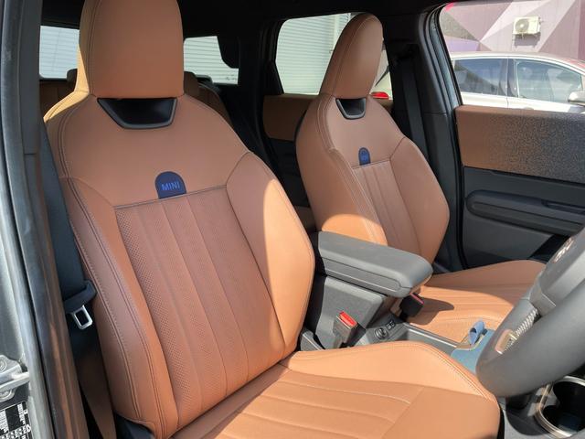 ＭＩＮＩ カントリーマンＳオール４　フェイバリット・トリム　元試乗車　Ｍパッケージ　フェイバードトリム　プライバシーガラス　電動シート　インテリアカメラ　ｈａｒｍａｎｋａｒｄｏｎ　ハンズオフアシスト　アクティブクルーズコントロール　車線逸脱警告（45枚目）
