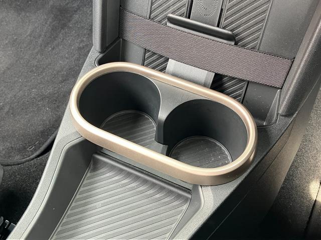 ＭＩＮＩ クーパーＳ　クラシック・トリム　正規認定中古車　元デモ　クラシックトリム　純正ナビ　アクティブクルコン　衝突軽減Ｂ　レーンアシスト　ＰＫＧアシストプラス　ヘッドアップディスプレイ　スマホ接続・ワイヤレス充電　１７ＡＷ　ＳＯＳ　ＥＴＣ（19枚目）