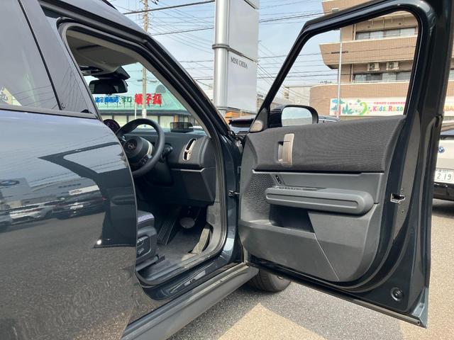 ＭＩＮＩ カントリーマンＳオール４　クラシック・トリム　正規認定中古車　元デモカー　クラシックトリム　プライバシーガラス　アクティブシート　電動フロントシート　ハーマンカードンスピーカー　ドライビングアシスタントプロ　パーキングアシスタントプラス　ＥＴＣ（41枚目）