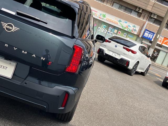 ＭＩＮＩ カントリーマンＳオール４　クラシック・トリム　正規認定中古車　元デモカー　クラシックトリム　プライバシーガラス　アクティブシート　電動フロントシート　ハーマンカードンスピーカー　ドライビングアシスタントプロ　パーキングアシスタントプラス　ＥＴＣ（62枚目）