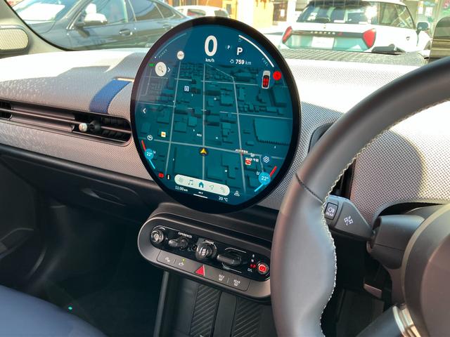 ＭＩＮＩ クーパーＣ　フェイバリット・トリム　正規認定中古車　元デモカー　フェイバリットトリム　Ｍパッケージ　電動フロントシート　ハーマンカードンスピーカー　ナビ　アクティブクルコン　ドライブアシスト　パーキングアシスト　ヘッドアップディスプレイ（13枚目）