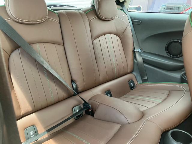 ＭＩＮＩ クーパー　６０イヤーズエディション　正規認定中古車　ワンオーナー　純正ナビ　ヘッドライトＬＥＤ　ドライブレコーダー　クルーズコントロール　Ｂｌｕｅｔｏｏｔｈ　パーキングアシスト　アイドリングストップ　茶革シート　ボンネットストライプ（36枚目）