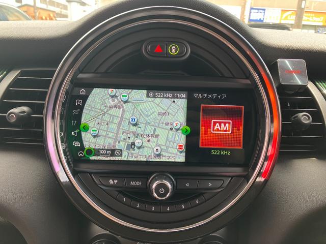 ＭＩＮＩ クーパー　６０イヤーズエディション　正規認定中古車　ワンオーナー　純正ナビ　ヘッドライトＬＥＤ　ドライブレコーダー　クルーズコントロール　Ｂｌｕｅｔｏｏｔｈ　パーキングアシスト　アイドリングストップ　茶革シート　ボンネットストライプ（49枚目）