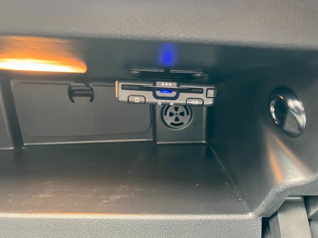ＭＩＮＩ クーパー　６０イヤーズエディション　正規認定中古車　ワンオーナー　純正ナビ　ヘッドライトＬＥＤ　ドライブレコーダー　クルーズコントロール　Ｂｌｕｅｔｏｏｔｈ　パーキングアシスト　アイドリングストップ　茶革シート　ボンネットストライプ（53枚目）