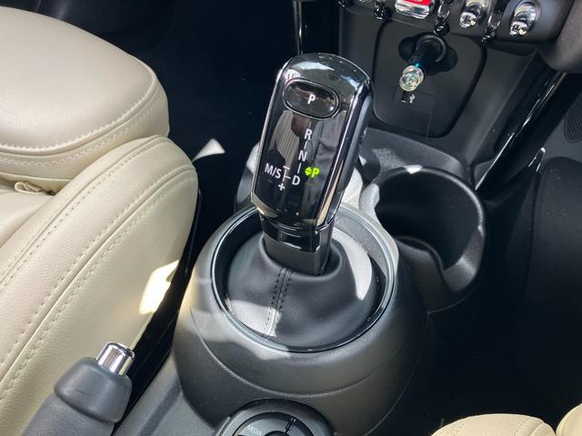 ＭＩＮＩ クーパーＳ　認定中古車　ワンオーナー　ペッパーＰＫＧ　リアビューカメラ　前後障害物センサー　純正１７ＡＷ　フロントシートＨ　純正ナビ　アクティブクルコン　Ｂｌｕｅｔｏｏｔｈ接続　ＬＥＤヘッドライト　ＳＯＳ　ＥＴＣ（15枚目）