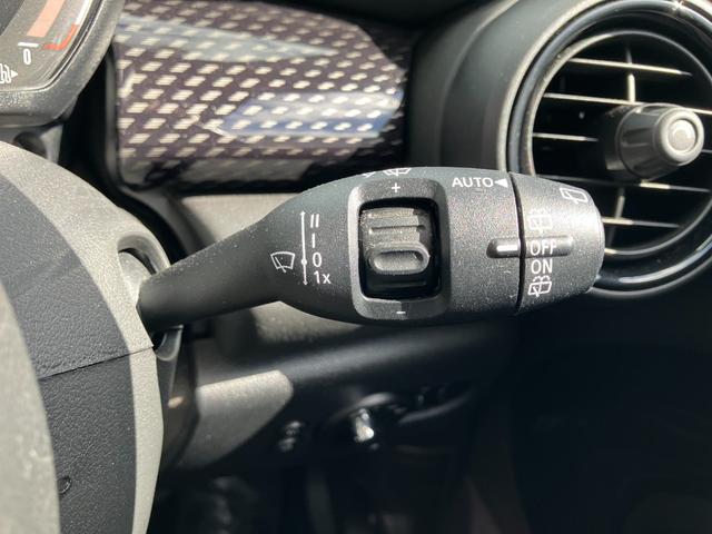 ＭＩＮＩ クーパーＳ　認定中古車　ワンオーナー　ペッパーＰＫＧ　リアビューカメラ　前後障害物センサー　純正１７ＡＷ　フロントシートＨ　純正ナビ　アクティブクルコン　Ｂｌｕｅｔｏｏｔｈ接続　ＬＥＤヘッドライト　ＳＯＳ　ＥＴＣ（41枚目）