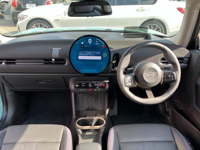 MINI クーパーS クラシック・トリム 認定中古車 元試乗車 クラシックトリム スポーツステアリングホイール ステアリングホイールヒーター 17インチパラレルスポーク2トーン 純ナビ シートヒーター ヘッドアップD LEDへッドライト(4枚目)