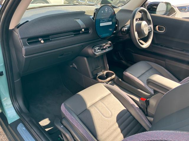 MINI クーパーS クラシック・トリム 認定中古車 元試乗車 クラシックトリム スポーツステアリングホイール ステアリングホイールヒーター 17インチパラレルスポーク2トーン 純ナビ シートヒーター ヘッドアップD LEDへッドライト(34枚目)