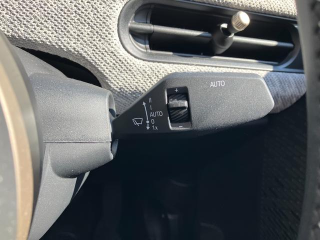 MINI クーパーS コンバーチブル クラシック・トリム 認定中古車 元試乗車 Mパッケージ Favouredトリム スポーツステアリングホイール ステアリングホイールヒーター 電動シート 18インチ純正AW 純ナビ ヘッドアップディスプレイ シートヒーター(39枚目)