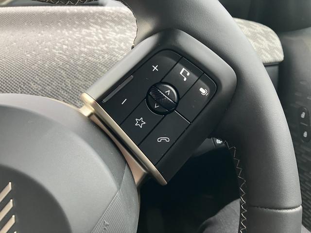 MINI クーパーC クラシック・トリム 認定中古車 元試乗車 Mパッケージ プライバシーガラス アクティブシート 電動フロントシート インテリアカメラ ハーマンカードン ドライビングアシスト 純ナビ ヘッドアップD 純レザー シートヒーター(36枚目)