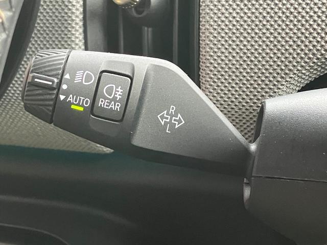 MINI クーパーC クラシック・トリム 認定中古車 元試乗車 Mパッケージ プライバシーガラス アクティブシート 電動フロントシート インテリアカメラ ハーマンカードン ドライビングアシスト 純ナビ ヘッドアップD 純レザー シートヒーター(38枚目)