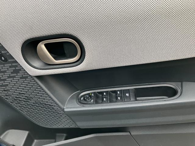 MINI クーパーC クラシック・トリム 認定中古車 元試乗車 Mパッケージ プライバシーガラス アクティブシート 電動フロントシート インテリアカメラ ハーマンカードン ドライビングアシスト 純ナビ ヘッドアップD 純レザー シートヒーター(39枚目)