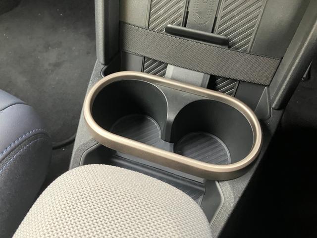 MINI クーパーC クラシック・トリム 認定中古車 元試乗車 Mパッケージ プライバシーガラス アクティブシート 電動フロントシート インテリアカメラ ハーマンカードン ドライビングアシスト 純ナビ ヘッドアップD 純レザー シートヒーター(44枚目)