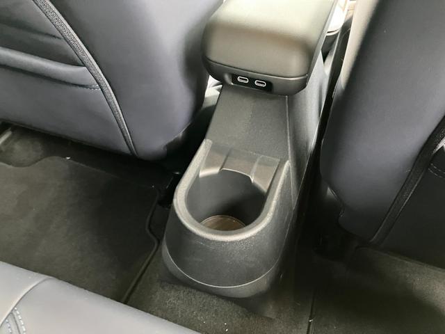 MINI クーパーC クラシック・トリム 認定中古車 元試乗車 Mパッケージ プライバシーガラス アクティブシート 電動フロントシート インテリアカメラ ハーマンカードン ドライビングアシスト 純ナビ ヘッドアップD 純レザー シートヒーター(48枚目)