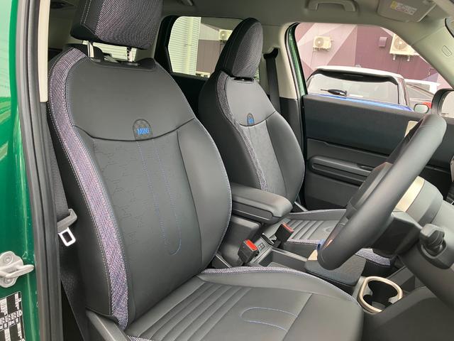 MINI カントリーマンSオール4 クラシック・トリム 認定中古車 元試乗車 クラシックトリム Mパッケージ スポーツステアリングホイール プライバシーガラス アクティブシート 電動フロントシート インテリアカメラ ハーマンカードン 18インチ純正AW(11枚目)