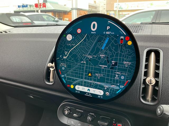 MINI カントリーマンSオール4 クラシック・トリム 認定中古車 元試乗車 クラシックトリム Mパッケージ スポーツステアリングホイール プライバシーガラス アクティブシート 電動フロントシート インテリアカメラ ハーマンカードン 18インチ純正AW(13枚目)