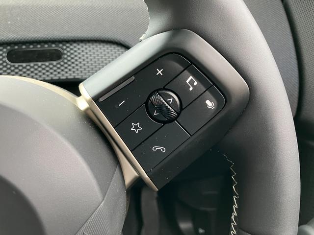 MINI カントリーマンSオール4 クラシック・トリム 認定中古車 元試乗車 クラシックトリム Mパッケージ スポーツステアリングホイール プライバシーガラス アクティブシート 電動フロントシート インテリアカメラ ハーマンカードン 18インチ純正AW(41枚目)