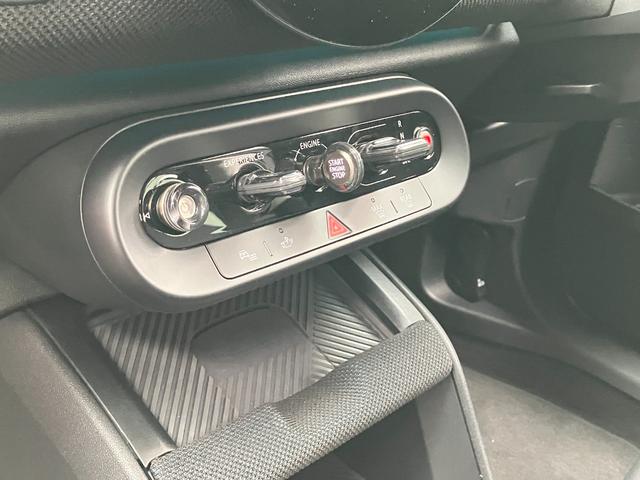 MINI カントリーマンSオール4 クラシック・トリム 認定中古車 元試乗車 クラシックトリム Mパッケージ スポーツステアリングホイール プライバシーガラス アクティブシート 電動フロントシート インテリアカメラ ハーマンカードン 18インチ純正AW(48枚目)