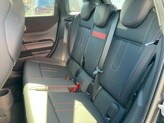 ＭＩＮＩ クーパーＳ　ジョン・クーパー・ワークス・トリム　認定中古車　ワンオナ　ＪＣＷＴＲＩＭ　ＭＰＫＧ　レッドルーフ・ミラーキャップ　ｈａｒｍａｎ／ｋａｒｄｏｎスピーカー　電動フロントシート　ヘッドアップＤ　純正革シート　純ナビ　シートヒーター　ＥＴＣ（17枚目）