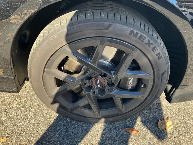 ＭＩＮＩ クーパーＳ　ジョン・クーパー・ワークス・トリム　認定中古車　ワンオナ　ＪＣＷＴＲＩＭ　ＭＰＫＧ　レッドルーフ・ミラーキャップ　ｈａｒｍａｎ／ｋａｒｄｏｎスピーカー　電動フロントシート　ヘッドアップＤ　純正革シート　純ナビ　シートヒーター　ＥＴＣ（27枚目）