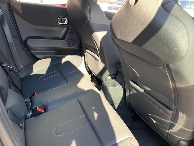 ＭＩＮＩ クーパーＳ　ジョン・クーパー・ワークス・トリム　認定中古車　ワンオナ　ＪＣＷＴＲＩＭ　ＭＰＫＧ　レッドルーフ・ミラーキャップ　ｈａｒｍａｎ／ｋａｒｄｏｎスピーカー　電動フロントシート　ヘッドアップＤ　純正革シート　純ナビ　シートヒーター　ＥＴＣ（47枚目）