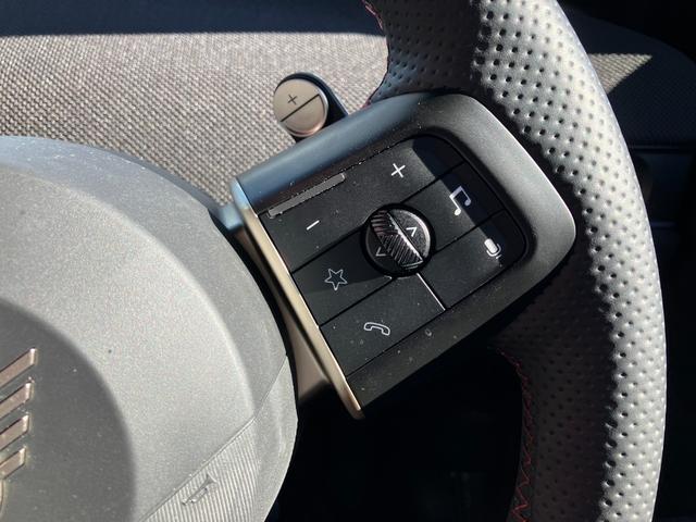 ＭＩＮＩ クーパーＳ　ジョン・クーパー・ワークス・トリム　認定中古車　ワンオナ　ＪＣＷＴＲＩＭ　ＭＰＫＧ　レッドルーフ・ミラーキャップ　ｈａｒｍａｎ／ｋａｒｄｏｎスピーカー　電動フロントシート　ヘッドアップＤ　純正革シート　純ナビ　シートヒーター　ＥＴＣ（51枚目）