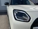 カントリーマンＤ　クラシック・トリム　認定中古車　Ｍパッケージ　電動シート　アクティブシート　ハンズオフアシスト　衝突被害軽減ブレーキ　電動テールゲート　アクティブクルーズコントロール　プライバシーガラスｈａｒｍａｎｋａｒｄｏｎスピーカー（15枚目）