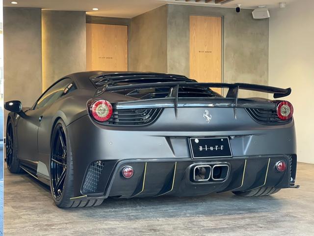 ４５８イタリア ベースグレード　ＭＡＮＳＯＲＹ　Ｃｕｓｔｏｍ　イノテック可変マフラー　スペチアーレシフトゲート　ノビテックサスペンション　ヘッドレスト跳馬刺繍　ＡＤＶ１　２１／２２インチ　カーボンドアミラー　内装フルカーボン（8枚目）