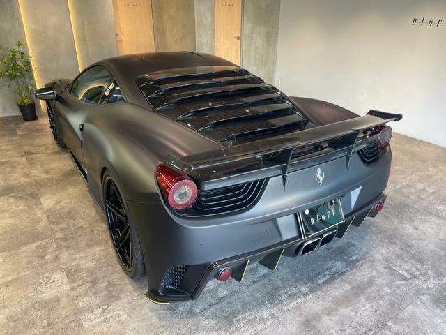 ４５８イタリア ベースグレード　ＭＡＮＳＯＲＹ　Ｃｕｓｔｏｍ　イノテック可変マフラー　スペチアーレシフトゲート　ノビテックサスペンション　ヘッドレスト跳馬刺繍　ＡＤＶ１　２１／２２インチ　カーボンドアミラー　内装フルカーボン（9枚目）