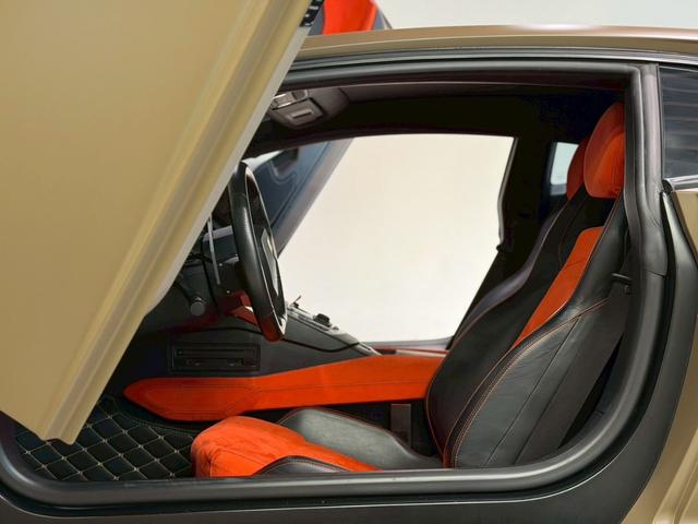 アヴェンタドール ＬＰ７００－４　ＬＢ　ＷＯＲＫＳ　Ｌｉｍｉｔｅｄ　Ｅｄｉｔｉｏｎ　カプリストエキゾースト可変バルブ付　ＦＯＲＧＩＡＴＯ　２０／２１ｉｎｃ　ガラスエンジンフード　フロントリフティング　バックカメラ　レーダー探知機（20枚目）