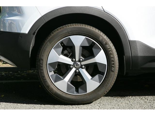 XC40 アルティメット B4 AWD ・ホワイトレザーシート・前後シートヒーター・ステアリングヒーター・前後ドラレコ・ハーマンカードン・ETC・アダプティブクルコン(14枚目)