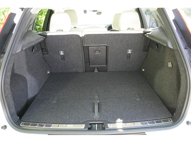 XC40 アルティメット B4 AWD ・ホワイトレザーシート・前後シートヒーター・ステアリングヒーター・前後ドラレコ・ハーマンカードン・ETC・アダプティブクルコン(26枚目)