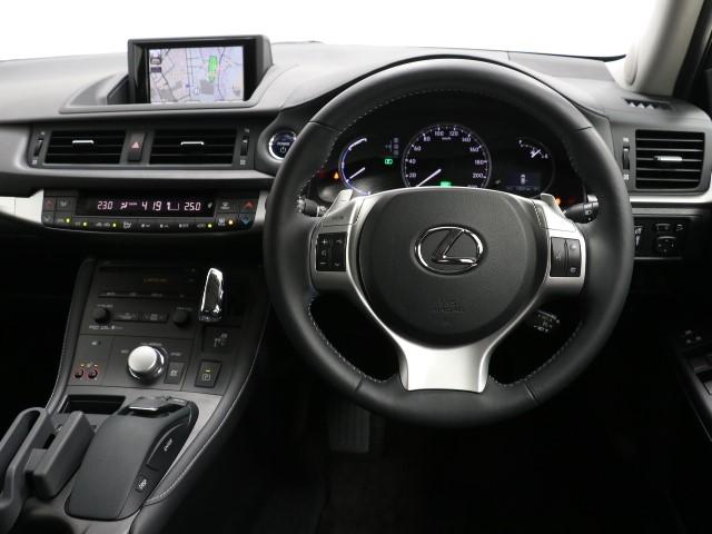 CT200h バージョンC(6枚目)