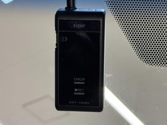 ＮＸ ＮＸ２００ｔ　Ｆスポーツ　ナビ＆ＴＶ　ＡＡＣ　地デジ　クルーズコントロール　ＥＴＣ　記録簿　スマートキー　メモリーナビ　パワーシート　バックカメラ　黒革シート　ＬＥＤライト　ＡＳＣ　キーレス　ミュージックプレイヤー接続可（14枚目）