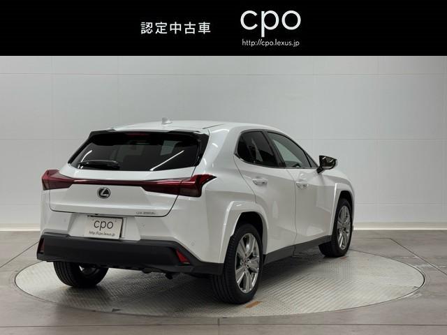 UX UX250h グレイスフル エクスプローラー LEDヘッドライト アダプティブクルーズコントロール ETC フルセグTV スマートキー ミュージックプレイヤー接続可 パワーシート メモリーナビ 1オーナー(4枚目)