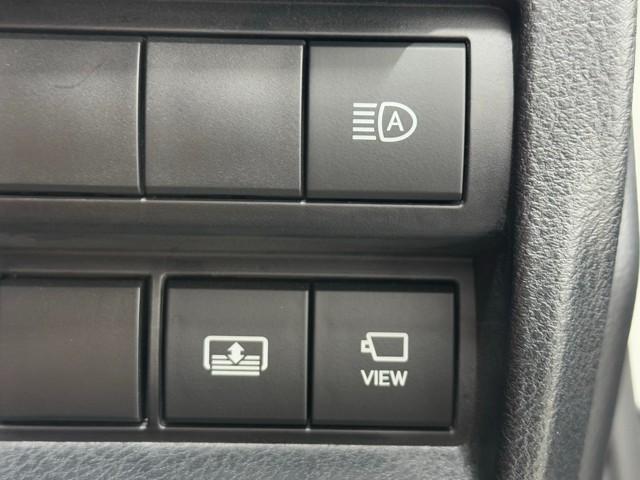 IS IS300h バージョンL パワーウィンドウ ETC車載器 アダクティブクルーズコントロール 1オーナー サイドSRS パワーステアリング 電動シート キーレス TVナビ DVD AC 盗難防止システム 横滑り防止機能 ABS(15枚目)