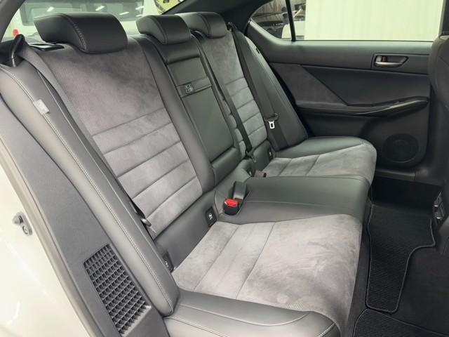 IS IS300h FスポーツモードブラックS LEDヘッドランプ スマートキー ミュージックプレイヤー接続可 フルセグ ワンオーナー メモリーナビ アルミホイール エアコン DVD再生 Pシート ETC バックモニター 追従型クルコン(18枚目)