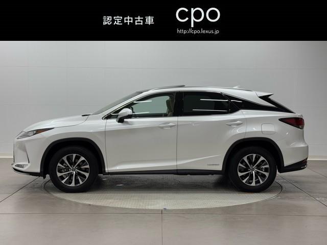 ＲＸ ＲＸ４５０ｈ　キーレスエントリー　ミュージックプレイヤー接続可　盗難防止システム　電動シート　地デジ　ＬＥＤヘッド　ＡＢＳ　メモリーナビ　アルミ　ナビＴＶ　パノラマルーフ　ＤＶＤ　ＥＴＣ　オートエアコン　１オーナー（5枚目）