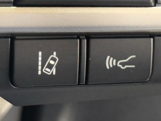 ＲＸ ＲＸ４５０ｈ　キーレスエントリー　ミュージックプレイヤー接続可　盗難防止システム　電動シート　地デジ　ＬＥＤヘッド　ＡＢＳ　メモリーナビ　アルミ　ナビＴＶ　パノラマルーフ　ＤＶＤ　ＥＴＣ　オートエアコン　１オーナー（14枚目）