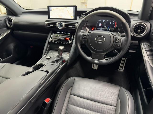 ＩＳ ＩＳ３５０　Ｆスポーツモードブラック　ＡＣＣ　ＤＶＤ　ミュージックプレイヤー接続可　地デジ　ＬＥＤヘッドランプ　パワーシート　スマートキー　ナビＴＶ　メモリーナビ　レザーシート　ワンオーナー　アルミホイール　バックカメラ　ＥＴＣ（6枚目）