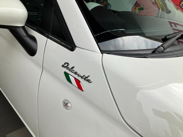 ５００Ｃ ツインエア　ドルチェヴィータ　ＴｗｉｎＡｉｒエンジン　７インチＵ－ｃｏｎｎｅｃｔ　ＥＴＣ　ＡｐｐｌｅＣａｒＰｌａｙ／ＡｎｄｏｒｏｉｄｏＡｕｔｏ　ファブリックシート　レッドソフトトップ（15枚目）