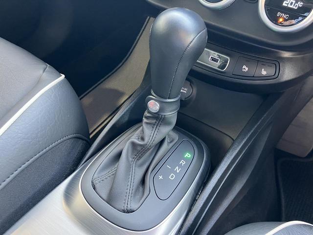 ５００Ｘ グランビスタ　ガラスサンルーフ　レザーシート　アダプティブクルーズ　衝突軽減ブレーキ　７ｉｎＵコネクト　カープレイ　アンドロイドオート　ＬＥＤヘッドライト（26枚目）
