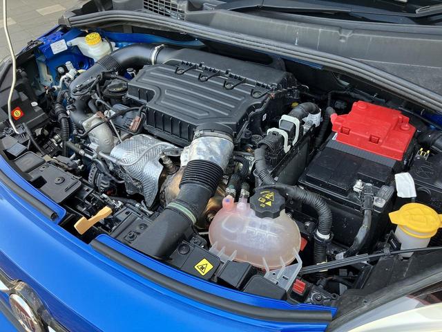 ５００Ｘ グランビスタ　ガラスサンルーフ　レザーシート　アダプティブクルーズ　衝突軽減ブレーキ　７ｉｎＵコネクト　カープレイ　アンドロイドオート　ＬＥＤヘッドライト（40枚目）