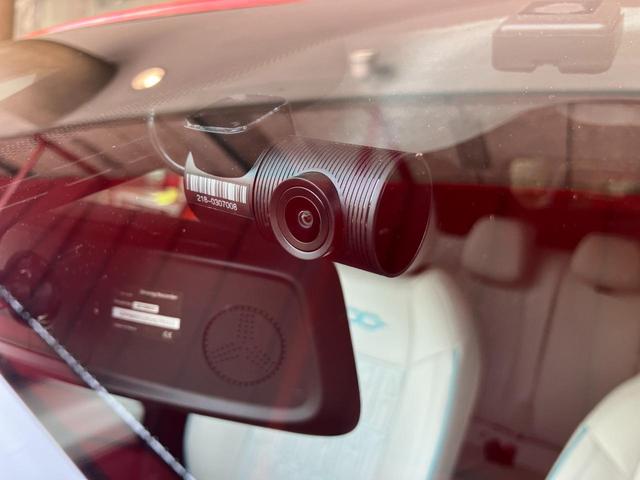 ６００ｅ 　ＥＴＣ　デジタルミラー　ホワイトミラーカバー　１８インチ純正ホイール　レザーシート　シートヒーター　ＬＥＤヘッドライト　ＡｐｐｌｅＣａｒＰｌａｙ／ＡｎｄｒｏｉｄＡｕｔｏ（26枚目）