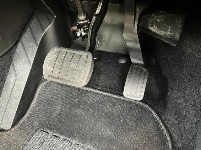 ６００ｅ 　ＥＴＣ　デジタルミラー　ホワイトミラーカバー　１８インチ純正ホイール　レザーシート　シートヒーター　ＬＥＤヘッドライト　ＡｐｐｌｅＣａｒＰｌａｙ／ＡｎｄｒｏｉｄＡｕｔｏ（62枚目）