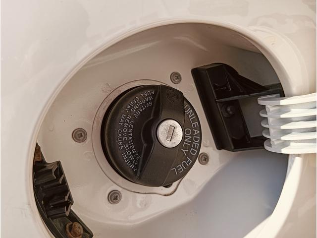 ５００Ｃ １．２　ポップ　電動オープントップ　ベージュ幌　７インチＵコネクト　ＥＴＣ車載器　サイドモール（40枚目）