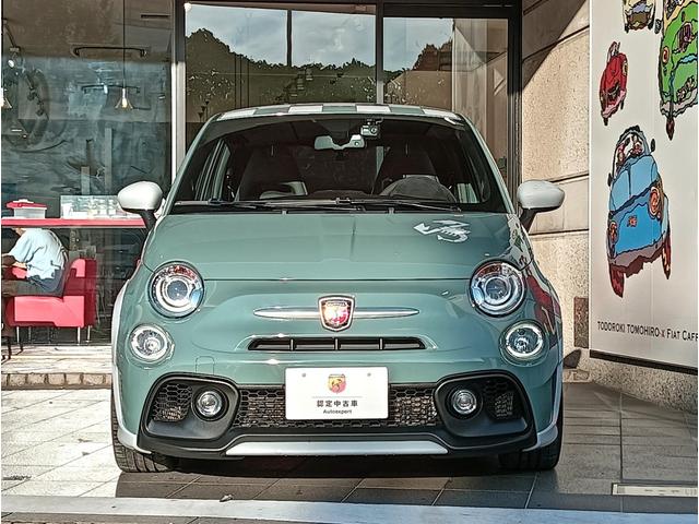 アバルト６９５ セッタンタアニヴェルサーリオ ５０台　７０周年左ＭＴ２０台限定車　専用プレート　左ハンドル　アジャスト式リアスポイラー（2枚目）